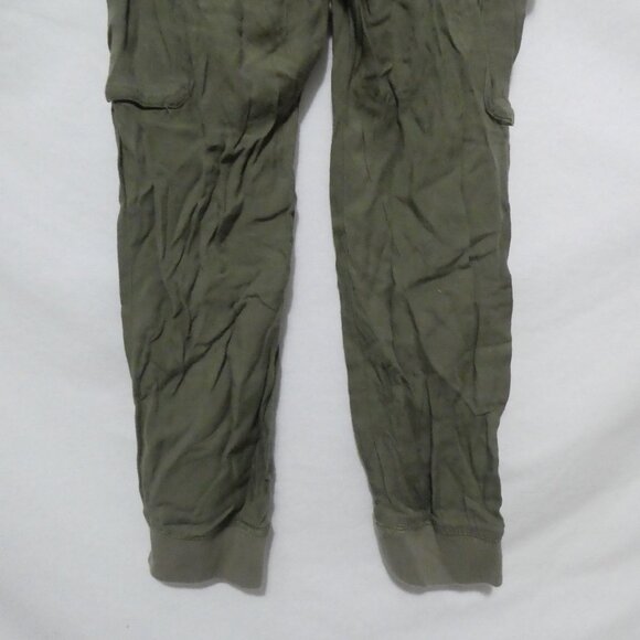 JOGGER | small | Olive Green Cargo Joggers | GUC - Picture 14 of 16